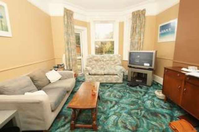  Image of 6 bedroom Semi-Detached house to rent in Lowther Road Bournemouth BH8 at Lowther Road  Bournemouth, BH8 8NG