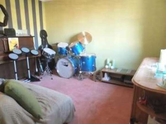  Image of 4 bedroom Detached house for sale in Coleshill Drive Faringdon SN7 at Coleshill Drive  FARINGDON, SN7 7FE