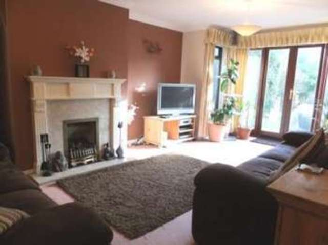 Image of 4 bedroom Detached house for sale in Coleshill Drive Faringdon SN7 at Coleshill Drive  FARINGDON, SN7 7FE