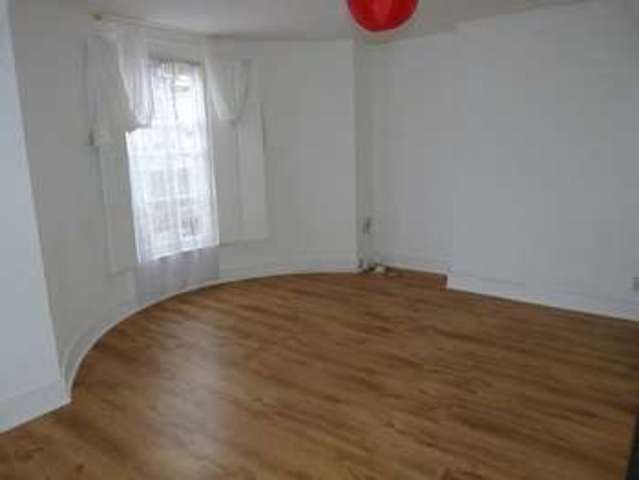  Image of 2 bedroom Property for sale in Stone Road Broadstairs CT10 at 9 STONE ROAD  BROADSTAIRS, CT10 1DY