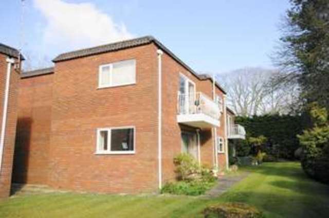  Image of 2 bedroom Flat for sale in Beaufoys Avenue Ferndown BH22 at Ferndown  West Moors, BH22 9RQ