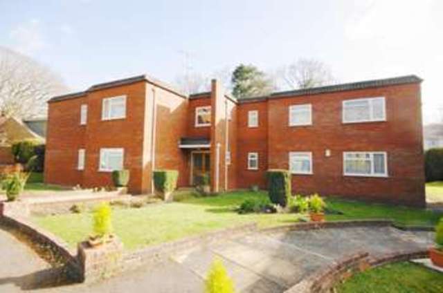  Image of 2 bedroom Flat for sale in Beaufoys Avenue Ferndown BH22 at Ferndown  West Moors, BH22 9RQ