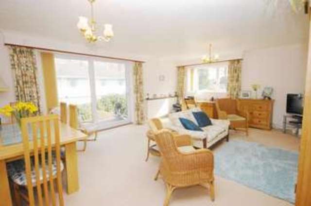  Image of 2 bedroom Flat for sale in Beaufoys Avenue Ferndown BH22 at Ferndown  West Moors, BH22 9RQ