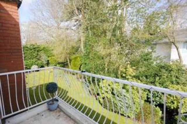  Image of 2 bedroom Flat for sale in Beaufoys Avenue Ferndown BH22 at Ferndown  West Moors, BH22 9RQ