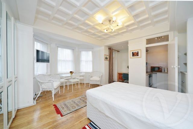  Image of Flat to rent in Abbey Road London NW8 at Abbey Road St Johns Wood St John