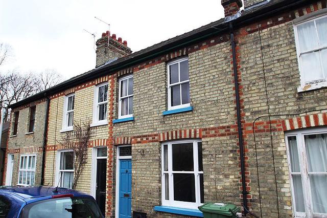  Image of 3 bedroom Terraced house to rent in Abbey Walk Cambridge CB1 at Cambridge, CB1 2QJ