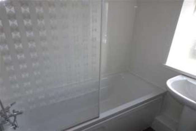  Image of 3 bedroom Property to rent in Acacia Avenue Denton Manchester M34 at Manchester, M34 6FA