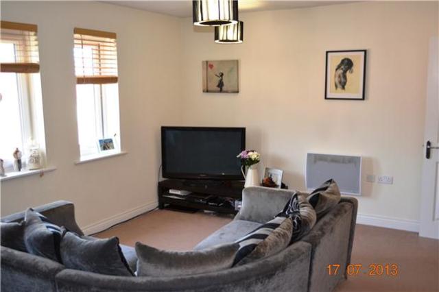  Image of 1 bedroom Flat to rent in Addison Road Tunbridge Wells TN2 at Kent, TN2 3GG