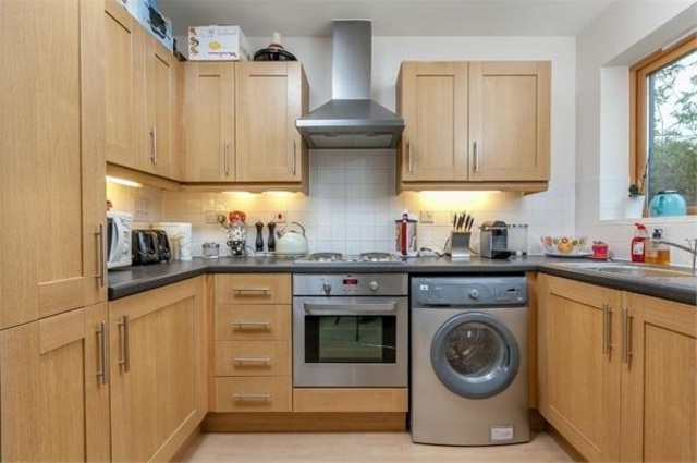  Image of 1 bedroom Flat for sale in Plough Close London NW10 at Kensal Rise, NW10 5BD