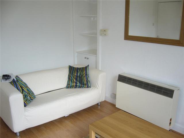  Image of 1 bedroom Flat to rent in Albert Street Edinburgh EH7 at Leith Edinburgh Edinburgh, EH7 5NA