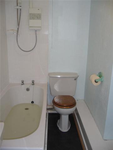 Image of 1 bedroom Flat to rent in Albert Street Edinburgh EH7 at Leith Edinburgh Edinburgh, EH7 5NA