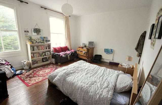  Image of 3 bedroom Detached house to rent in Albion Road London N16 at Albion Road Newington Green London, N16 9PL