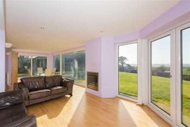  Image of 6 bedroom Property for sale in Aldcliffe Aldcliffe Lancaster LA1 at Aldcliffe Lancaster Lancaster, LA1 5AP