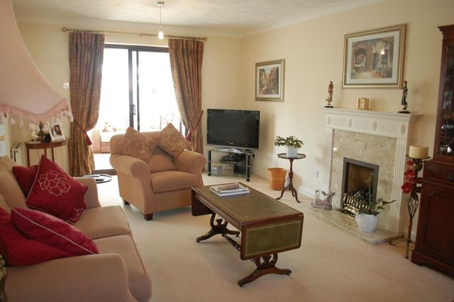  Image of 4 bedroom Detached house for sale in Alderton Road Orsett Grays RM16 at Alderton Road  Orsett, RM16 3DZ