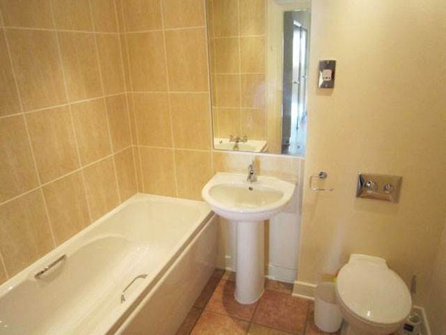  Image of 3 bedroom Town House to rent in Alicia Way Newport NP20 at Newport  Newport, NP20 2FL