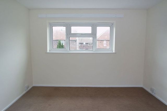  Image of 3 bedroom Semi-Detached house to rent in Allendale Walk Blurton Stoke-on-Trent ST3 at Allendale Walk Blurton Stoke-On-Trent, ST3 3HJ