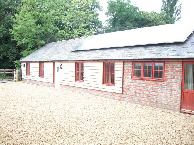  Image of 2 bedroom Detached house to rent in Allington Lane Fair Oak Eastleigh SO50 at Fair Oak  Eastleigh, SO50 7DE