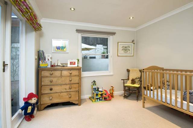  Image of 2 bedroom Ground Flat to rent in Almeric Road London SW11 at Almeric Road  London, SW11 1HL
