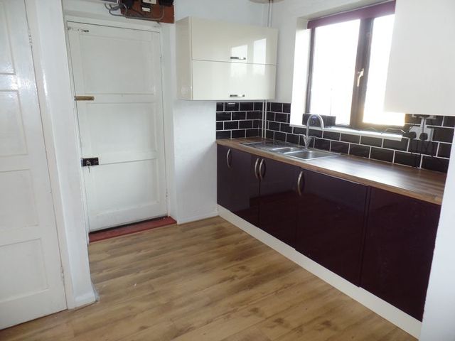  Image of 3 bedroom Semi-Detached house for sale in Almond Avenue Heighington Lincoln LN4 at Almond Avenue Heighington Lincoln, LN4 1JP