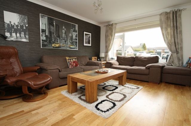  Image of 3 bedroom Semi-Detached house to rent in Almond Walk Hazlemere High Wycombe HP15 at Almond Walk Hazlemere High Wycombe, HP15 7RE