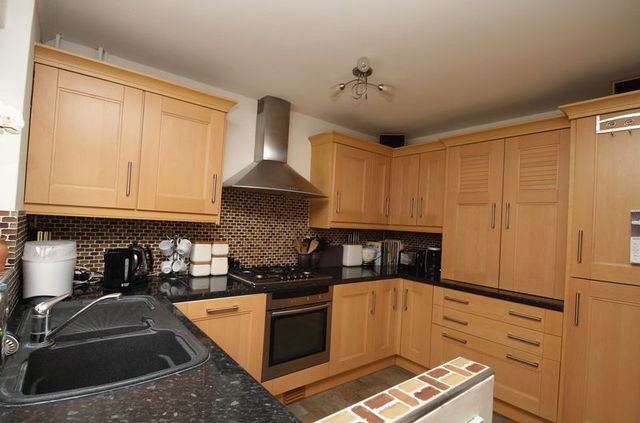  Image of 3 bedroom Semi-Detached house to rent in Almond Walk Hazlemere High Wycombe HP15 at Almond Walk Hazlemere High Wycombe, HP15 7RE