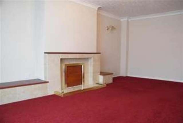  Image of 4 bedroom Detached house to rent in Yellow Hammers Alton GU34 at Alton, GU34 2JR