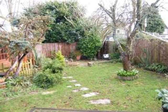  Image of 4 bedroom Detached house to rent in Yellow Hammers Alton GU34 at Alton, GU34 2JR