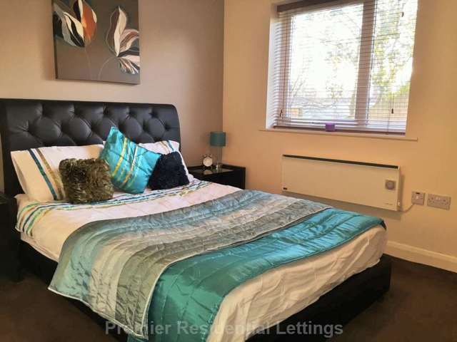  Image of 2 bedroom Apartment to rent in Newbridge Close Radcliffe Manchester M26 at Radcliffe Manchester, M26 2WB