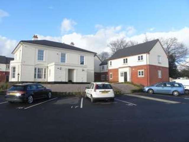  Image of 2 bedroom Flat to rent in Tennyson Road Dudley DY3 at 29-31 Tennyson Road Lower Gornal Dudley, DY3 3AH