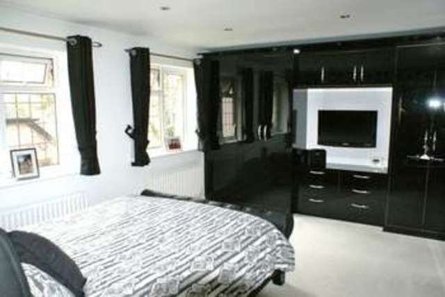  Image of 5 bedroom Detached house for sale in Arbor Lane Winnersh Wokingham RG41 at Arbor Lane Winnersh Wokingham, RG41 5JD