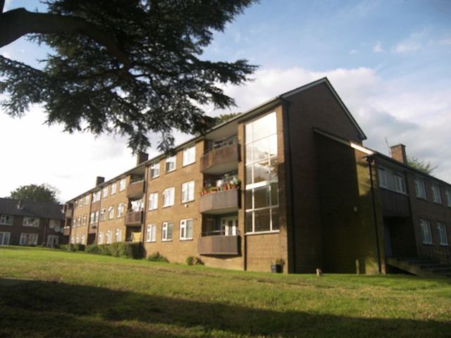  Image of 3 bedroom Houses for sale in Arundel Gardens London N21 at Arundel Gardens Winchmore Hill Winchmore Hill, N21 3AD