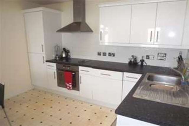  Image of 2 bedroom Flat to rent in Loates Lane Watford WD17 at Watford, WD17 2PJ