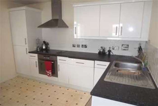  Image of 2 bedroom Flat to rent in Loates Lane Watford WD17 at Watford, WD17 2PJ
