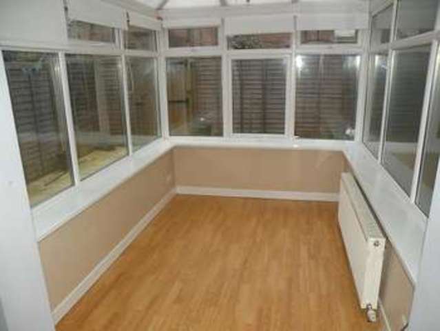  Image of 3 bedroom Terraced house to rent in Aston Place Bramley Leeds LS13 at Bramley, LS13 2DQ