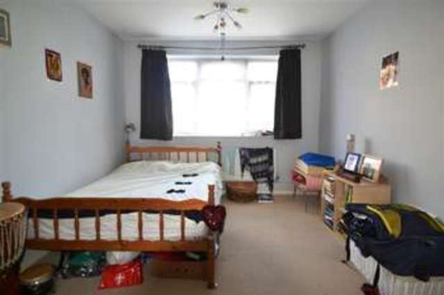  Image of 2 bedroom Apartment for sale in Astonville Street London SW18 at West Hill, SW18 5AF