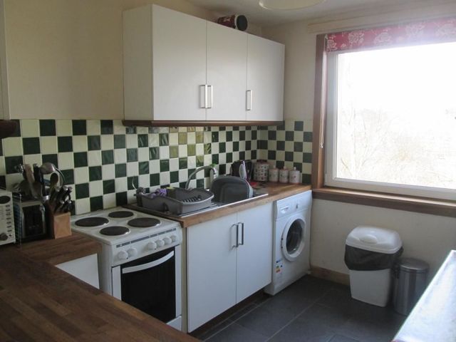  Image of 2 bedroom Flat to rent in Atholl Street Lochee Dundee DD2 at Lochee East Dundee Dundee, DD2 3BP