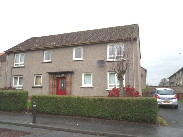  Image of 1 bedroom Flat to rent in Aurs Drive Barrhead Glasgow G78 at Barrhead East Renfrewshire East Renfrewshire, G78 2LR