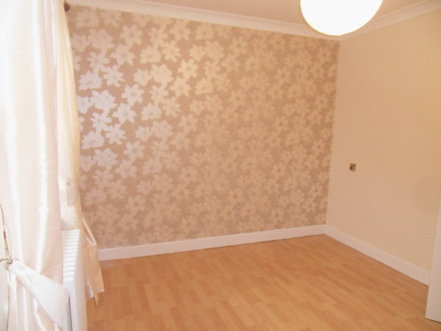  Image of 1 bedroom Flat to rent in Aurs Drive Barrhead Glasgow G78 at Barrhead East Renfrewshire East Renfrewshire, G78 2LR