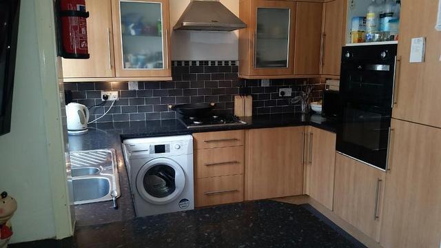  Image of 4 bedroom Terraced house to rent in Avondale Road Wavertree Liverpool L15 at Wavertree  Liverpool, L15 3HE