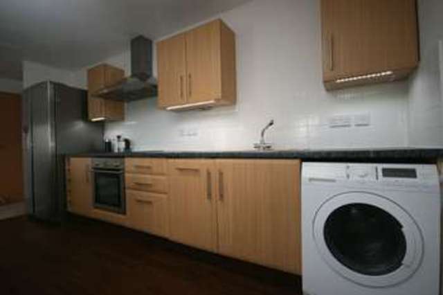  Image of 2 bedroom Flat to rent in Avonmill Road Linlithgow Bridge Linlithgow EH49 at Avonmill Road Linlithgow Bridge Linlithgow, EH49 7QX