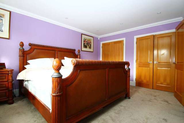  Image of 5 bedroom Detached house to rent in Aylesbury Road Aston Clinton Aylesbury HP22 at Aylesbury Road Aston Clinton Aylesbury, HP22 5AH