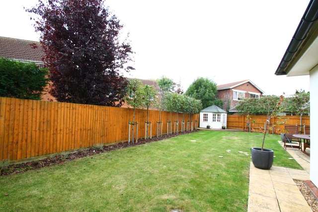  Image of 5 bedroom Detached house to rent in Aylesbury Road Aston Clinton Aylesbury HP22 at Aylesbury Road Aston Clinton Aylesbury, HP22 5AH