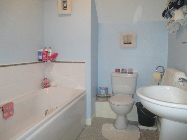  Image of 2 bedroom Apartment for sale in Aylward Street Portsmouth PO1 at Aylward Street  Portsmouth, PO1 3FG