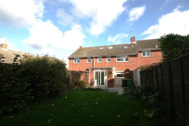  Image of 4 bedroom Semi-Detached house to rent in Baigent Close Winchester SO23 at WINCHESTER  WINCHESTER, SO23 0PE