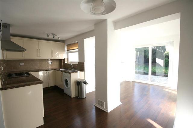  Image of 4 bedroom Semi-Detached house to rent in Baigent Close Winchester SO23 at WINCHESTER  WINCHESTER, SO23 0PE