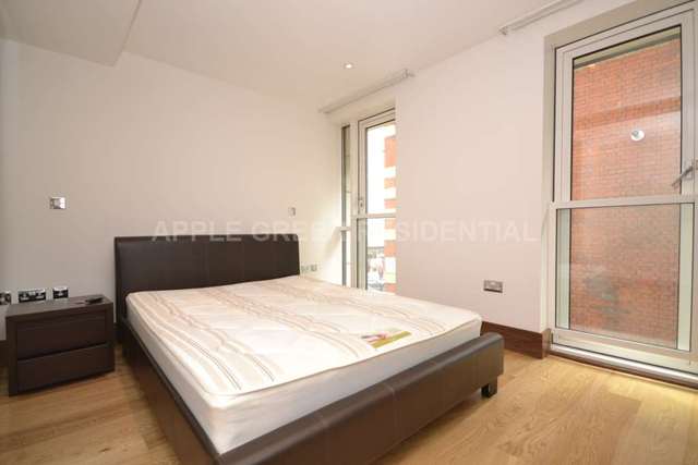  Image of 4 bedroom Apartment to rent in Baker Street London NW1 at Baker Street Baker Street London, NW1 6XE