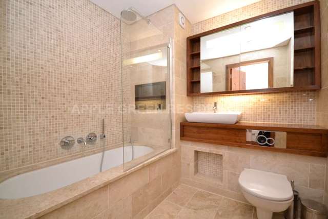  Image of 3 bedroom Apartment to rent in Baker Street London NW1 at Baker Street Baker Street London, NW1 6XE