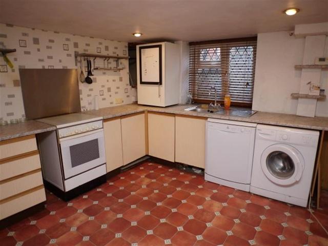 Image of 1 bedroom Terraced house for sale in Bakers Cottages Pudsey LS28 at Pudsey  Pudsey, LS28 7RP