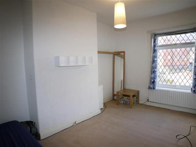  Image of 1 bedroom Terraced house for sale in Bakers Cottages Pudsey LS28 at Pudsey  Pudsey, LS28 7RP