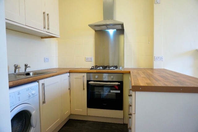  Image of 2 bedroom Flat to rent in Balfour Street Edinburgh EH6 at Leith Walk Edinburgh Edinburgh, EH6 5DG